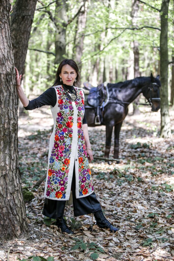 An embroidered sleeveless jacket